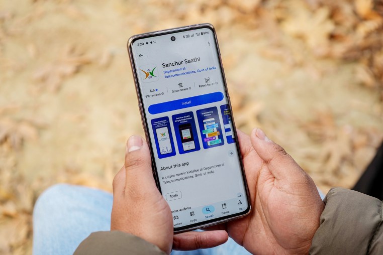 India Orders Smartphone Makers To Preload State-owned Cyber Safety App